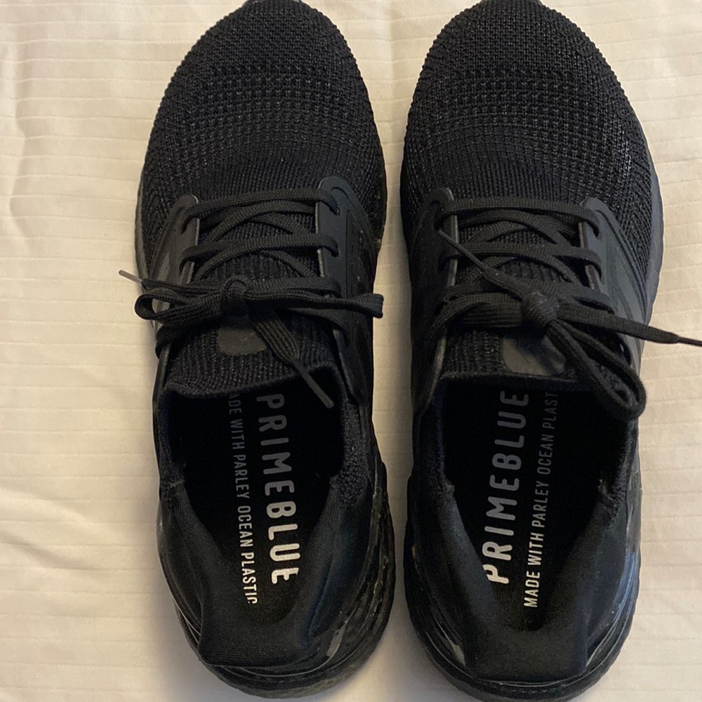 Adidas ultra boost women’s size 8